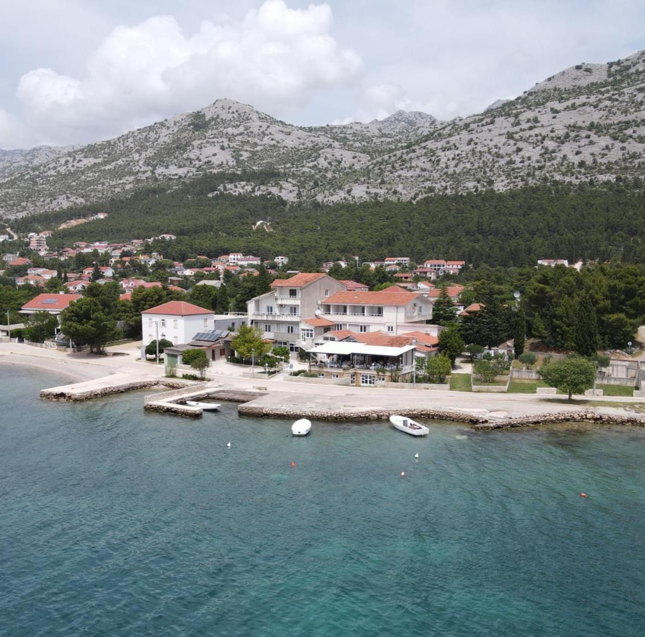 Bed And Breakfast Miramar Starigrad Paklenica Exterior foto